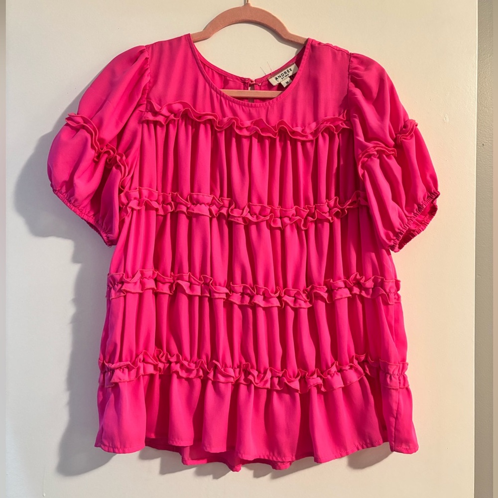 ANDREE BY UNIT Fuchsia Ruffled Blouse